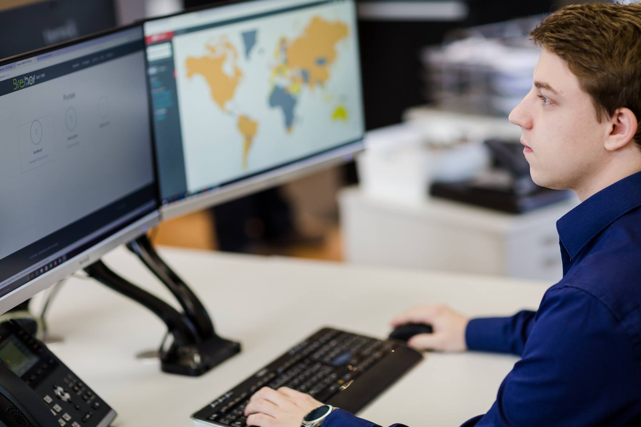 BREiHOF iT Techniker bei der Arbeit